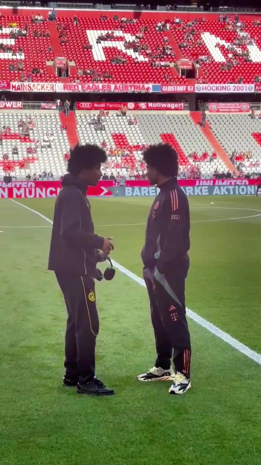 一模一樣的蓬蓬頭！一時分不清阿德耶米和格納布里了！